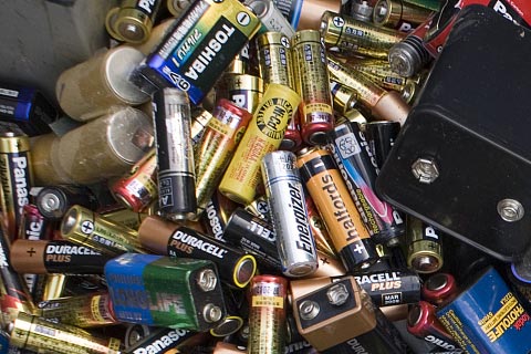 金昌高价铅酸蓄电池回收-上门回收三元锂电池-废旧电池回收